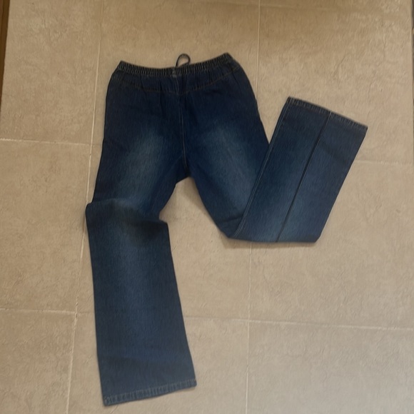 The Children’s Place Girls Boot Cut adjustable waist Jeans - Picture 2 of 8